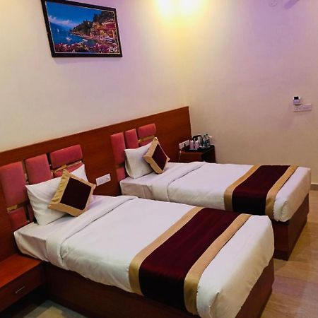 Bed and Breakfast Kusum House Greater Noida Exterior foto
